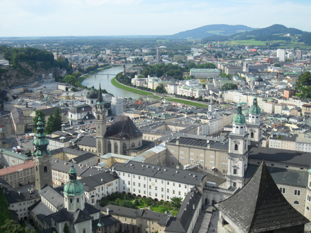 Vistas de Salzburgo desde el Castillo.