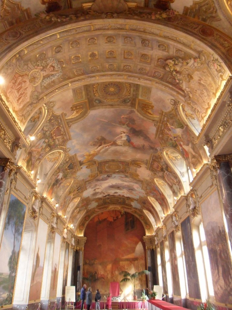 Interior de l'Ajuntament de Toulouse, a França.